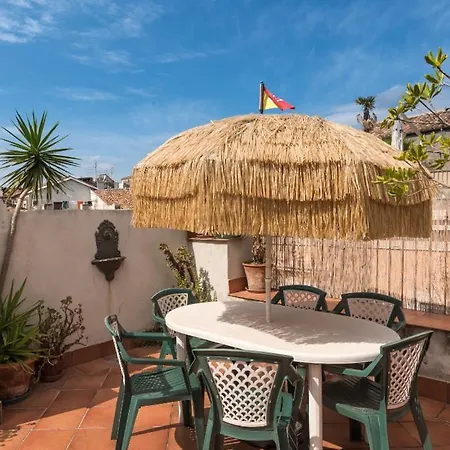 Apartment Palazzo Arcidiacono - Luxury Holidays Catania