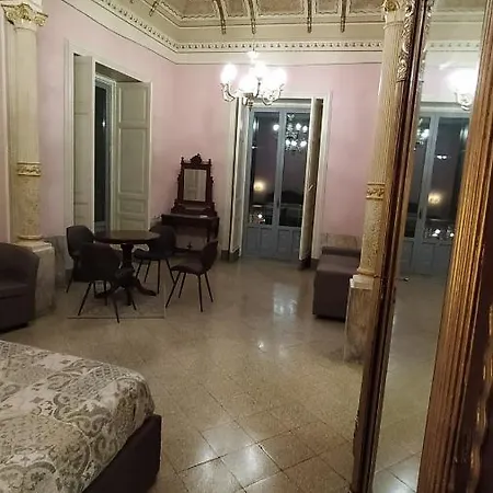 Palazzo Arcidiacono - Luxury Holidays *