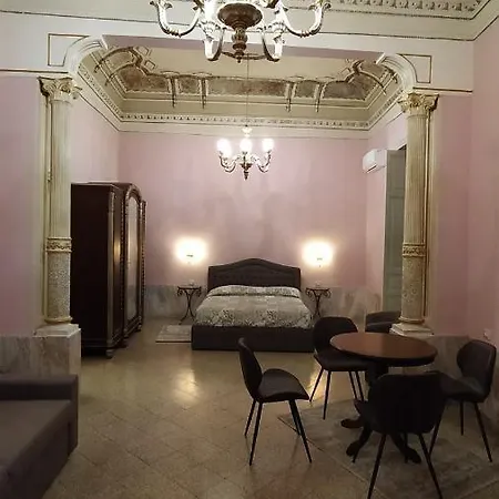 Palazzo Arcidiacono - Luxury Holidays