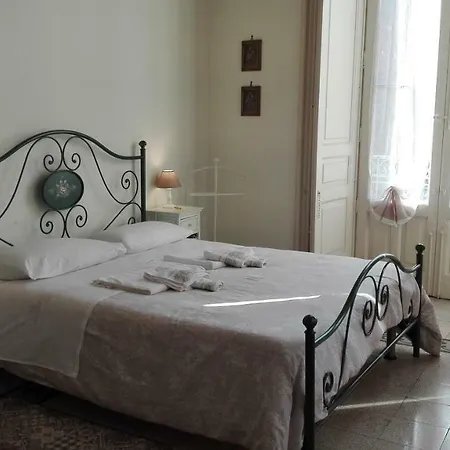 Palazzo Arcidiacono - Luxury Holidays