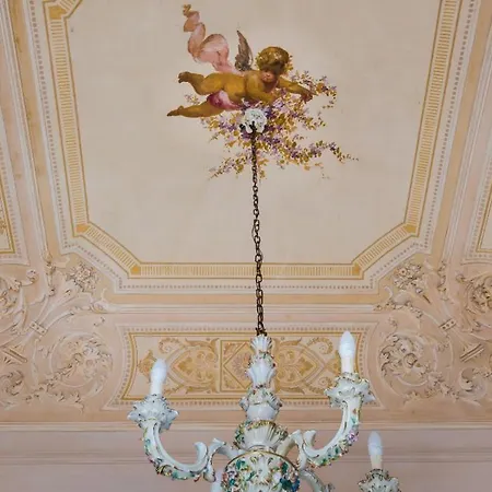 Palazzo Arcidiacono - Luxury Holidays *