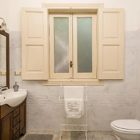 Apartment Palazzo Arcidiacono - Luxury Holidays *
